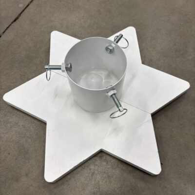 Kuusejalg puitalusel valge/valge (alusel väikesed värvikahjustused)